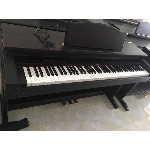 Roland Hp unmoving 2800