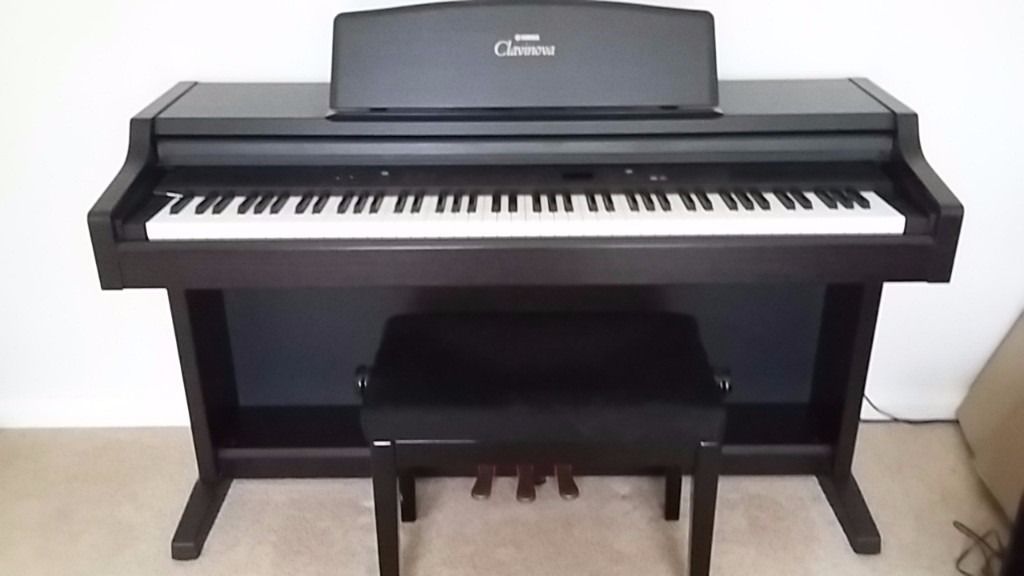 ĐÀN PIANO YAMAHA E501