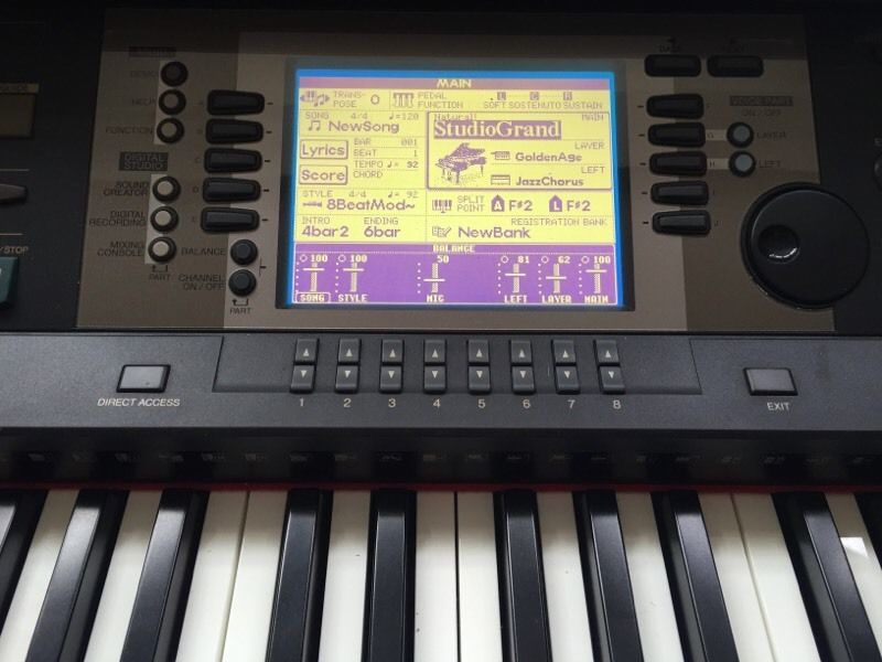 Đàn piano điện Yamaha CVP-205 