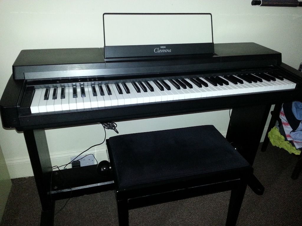 ĐÀN PIANO YAMAHA CLP 250