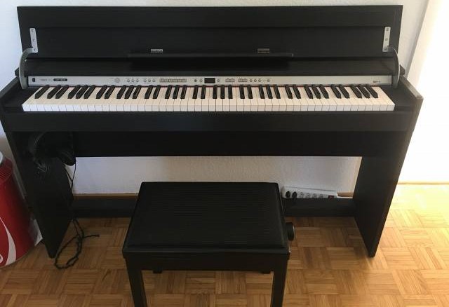 Đàn Piano điện Roland DP-990